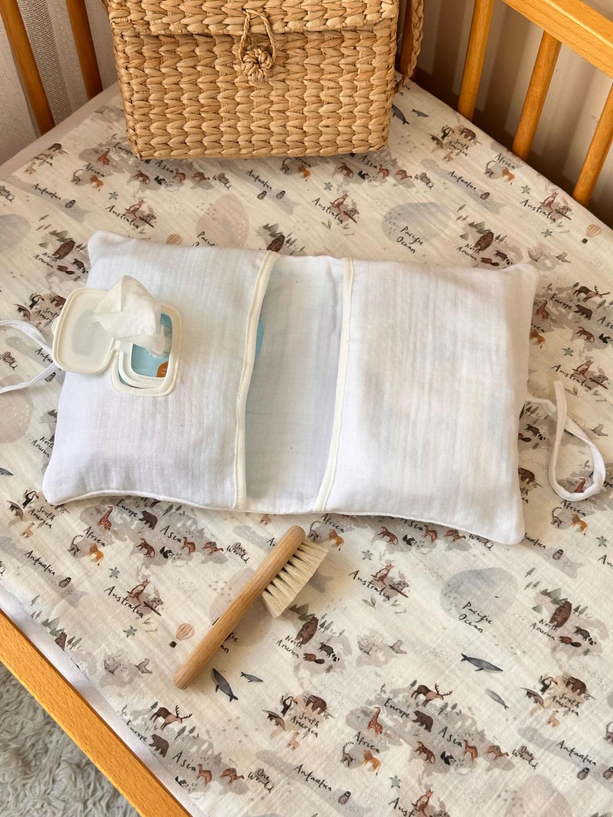 Organik Müslin Pratik Bebek Bakım Çantası